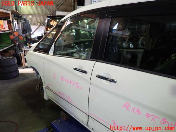 1UPJ-29821260]セレナ(GFC27)左前ドア AGC M2H3U 中古_m0003.jpg