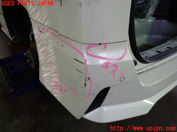 1UPJ-29821610]セレナ(GFC27)リアバンパー 中古_m0004.jpg