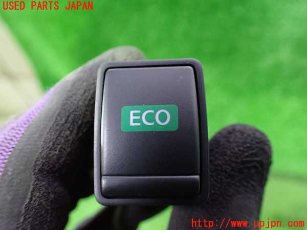 1UPJ-29826311]セレナ(GFC27)スイッチ6 (ECO) 中古_m0001.jpg