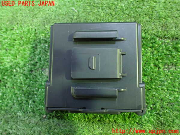 5UPJ-29826147]セレナ(GFC27)コンピューター2 (284P15TB0A) 中古_m0002.jpg