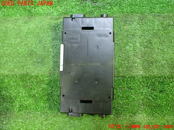 1UPJ-29826150]セレナ(GFC27)コンピューター5 (277605TB0A) 中古_m0002.jpg