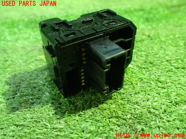 1UPJ-29826280]セレナ(GFC27)ミラースイッチ 中古_m0002.jpg