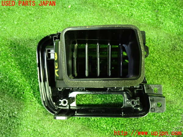 1UPJ-29827526]セレナ(GFC27)エアコン吹き出し口1 (右) 中古_m0002.jpg