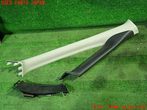 1UPJ-29827655]セレナ(GFC27)右フロントピラートリム 中古_m0001.jpg