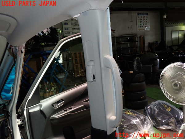 1UPJ-29827665]セレナ(GFC27)右センターピラートリム 中古_m0003.jpg