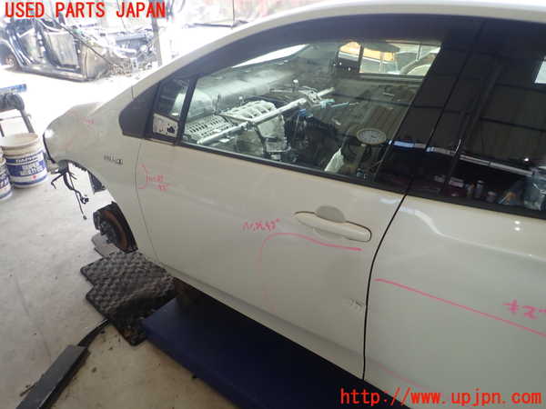 1UPJ-29841260]プリウス(ZVW50)左前ドア 中古 AGC M2H3 43R-00033_m0001.jpg