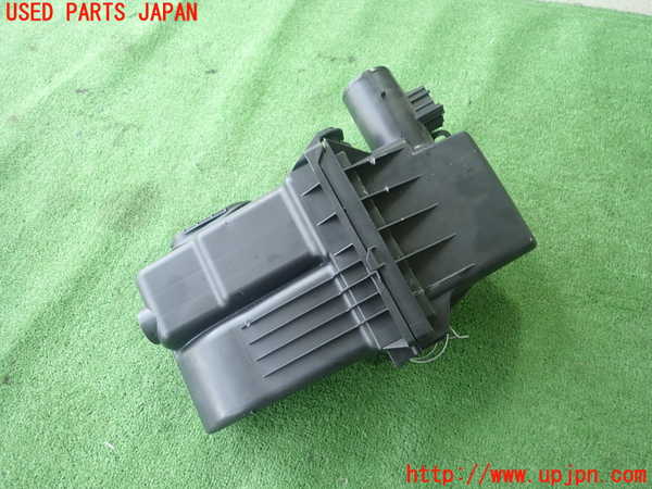 1UPJ-29842560]プリウス(ZVW50)エアクリーナーボックス 中古_m0002.jpg