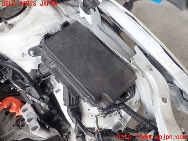 1UPJ-29846741]プリウス(ZVW50)ヒューズボックス1 中古_m0001.jpg