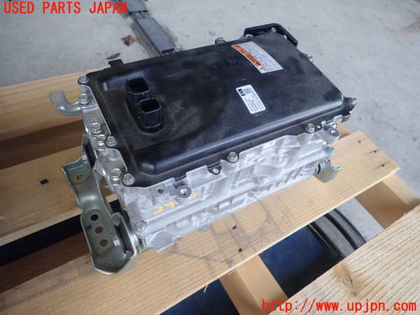 1UPJ-29846916]プリウス(ZVW50)インバーターコンバーター 中古_m0001.jpg
