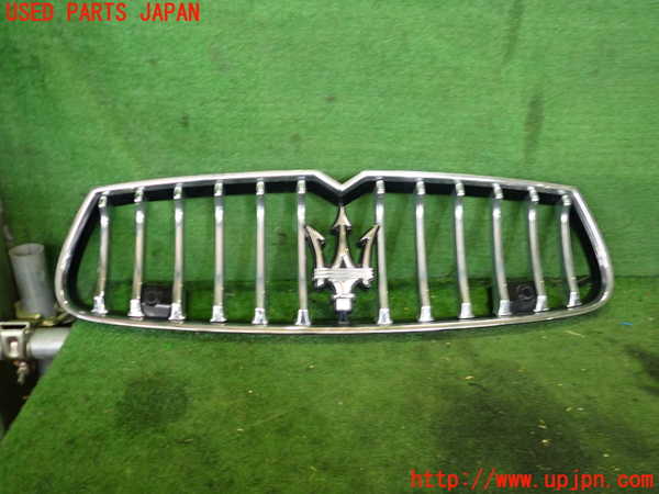 2UPJ-29851050]マセラティ・ギブリ(MG30B)ラジエターグリル 中古_m0001.jpg
