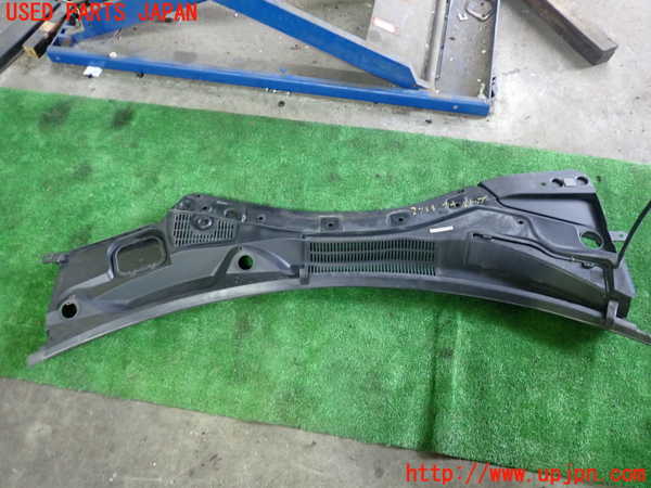 2UPJ-29851190]マセラティ・ギブリ(MG30B)カウルトップ 中古_m0002.jpg