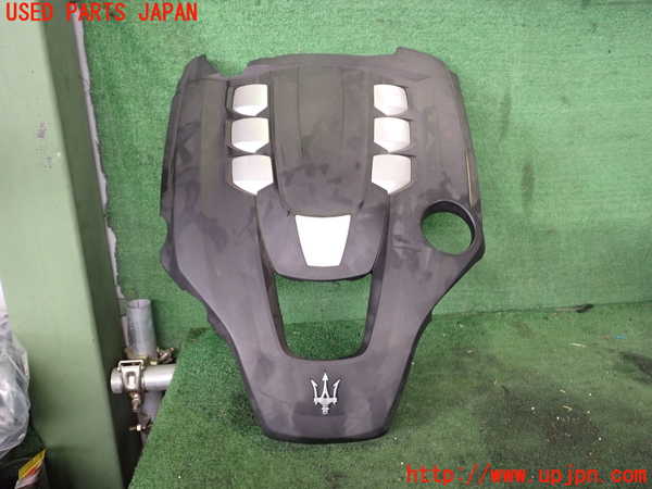 2UPJ-29852160]マセラティ・ギブリ(MG30B)エンジンアッパーカバー 中古_m0001.jpg