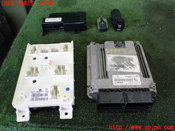 2UPJ-29856110]マセラティ・ギブリ(MG30B)エンジンコンピューター 中古_m0001.jpg