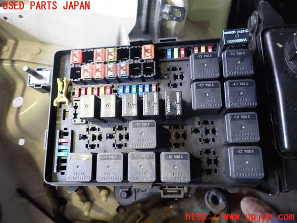 2UPJ-29856741]マセラティ・ギブリ(MG30B)ヒューズボックス1 中古_m0003.jpg