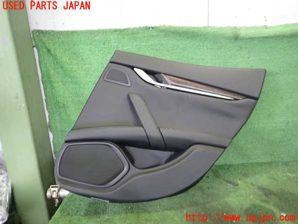2UPJ-29851294]マセラティ・ギブリ(MG30B)右後ドア内張り 中古_m0001.jpg