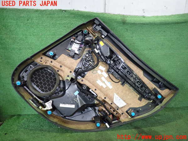 2UPJ-29851324]マセラティ・ギブリ(MG30B)左後ドア内張り 中古_m0003.jpg