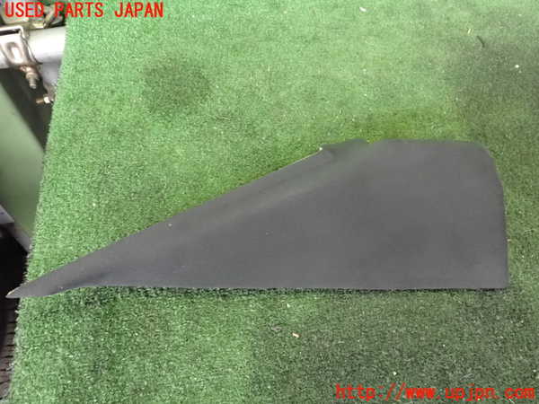 2UPJ-29857675]マセラティ・ギブリ(MG30B)右リアピラートリム 中古_m0001.jpg