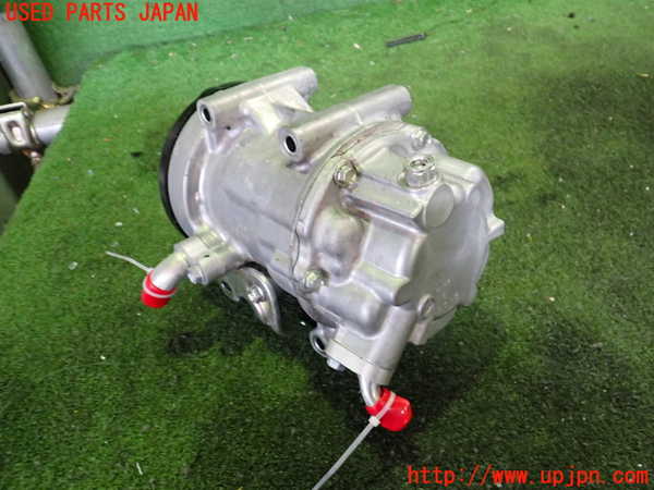 5UPJ-29866025]カローラ クロス ハイブリッド(ZVG13)エアコンコンプレッサー 中古_m0002.jpg