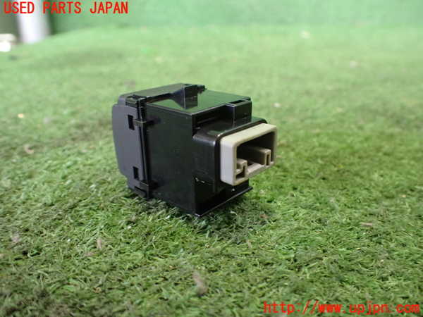 2UPJ-29866310]カローラ クロス ハイブリッド(ZVG13)スイッチ5 (レベライザー) 中古_m0002.jpg