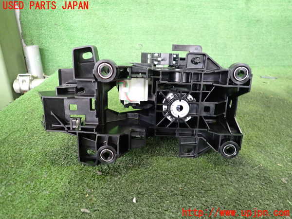 5UPJ-29867555]カローラ クロス ハイブリッド(ZVG13)ATシフトレバー 中古_m0003.jpg