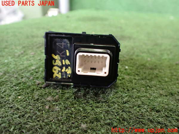 2UPJ-29866280]カローラ クロス ハイブリッド(ZVG13)ミラースイッチ 中古_m0002.jpg
