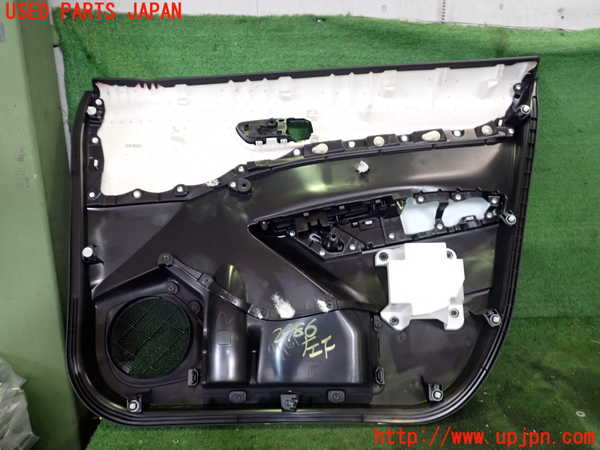 2UPJ-29861264]カローラ クロス ハイブリッド(ZVG13)左前ドア内張り 中古_m0003.jpg