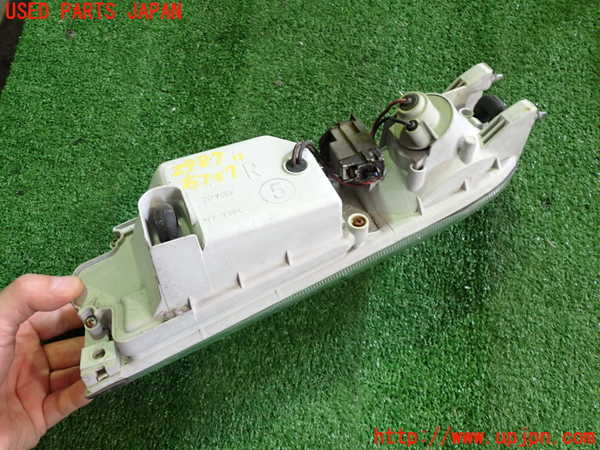 2UPJ-29871180]セドリック 4ドアハードトップ(UY32)右フォグ 中古_m0004.jpg