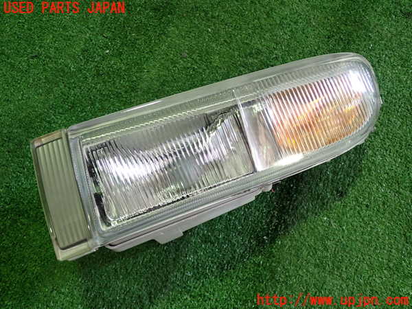 2UPJ-29871182]セドリック 4ドアハードトップ(UY32)左フォグ 中古_m0001.jpg