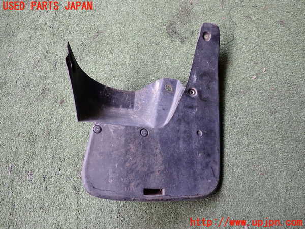 2UPJ-29871456]セドリック 4ドアハードトップ(UY32)左リアマッドガード(泥除け) 中古_m0001.jpg