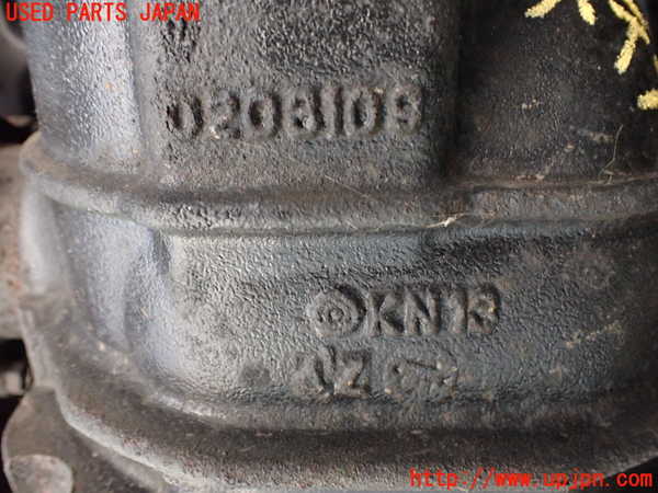 2UPJ-29874355]セドリック 4ドアハードトップ(UY32)リアデフ 中古_m0005.jpg