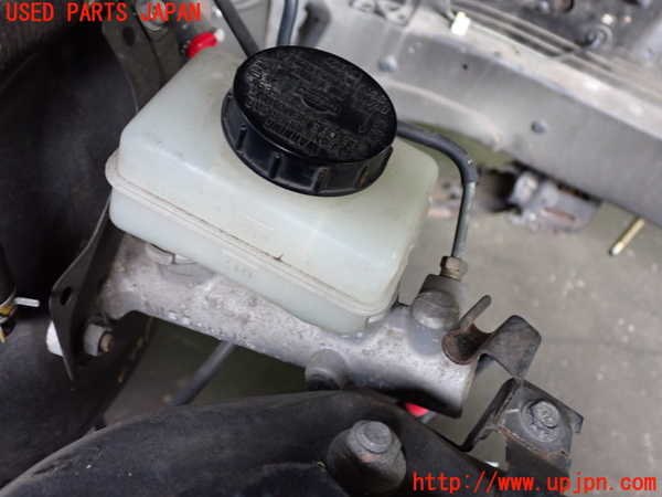 2UPJ-29874050]セドリック 4ドアハードトップ(UY32)ブレーキマスターシリンダー 中古_m0001.jpg