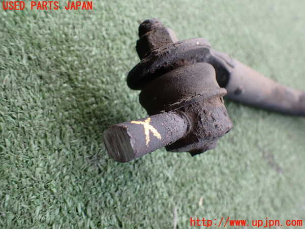 2UPJ-29875440]セドリック 4ドアハードトップ(UY32)フロントスタビライザー 中古_m0003.jpg