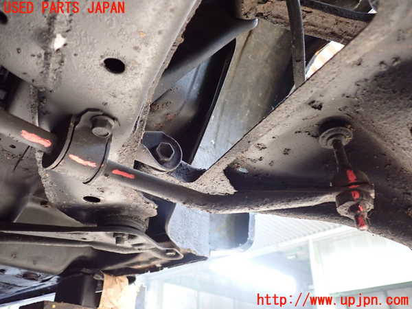 2UPJ-29875445]セドリック 4ドアハードトップ(UY32)リアスタビライザー 中古_m0003.jpg