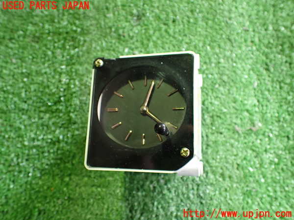 2UPJ-29877850]セドリック 4ドアハードトップ(UY32)時計 中古_m0001.jpg