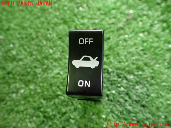 2UPJ-29876311]セドリック 4ドアハードトップ(UY32)スイッチ6 (トランク) 中古_m0001.jpg