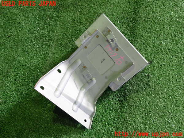 2UPJ-29876149]セドリック 4ドアハードトップ(UY32)コンピューター4 中古_m0002.jpg