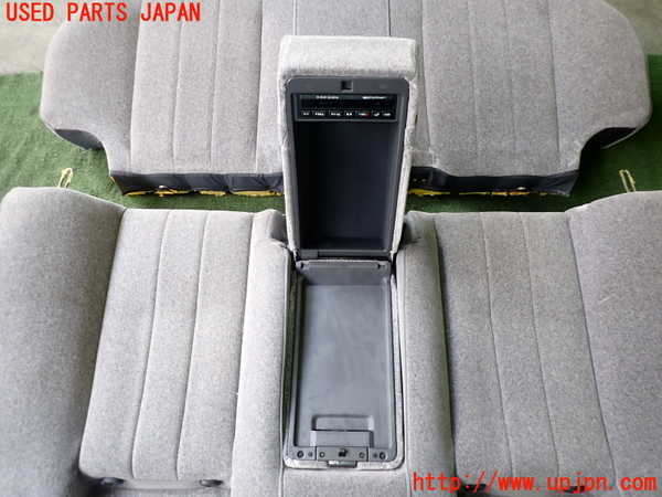 2UPJ-29877385]セドリック 4ドアハードトップ(UY32)リアシート 中古_m0003.jpg