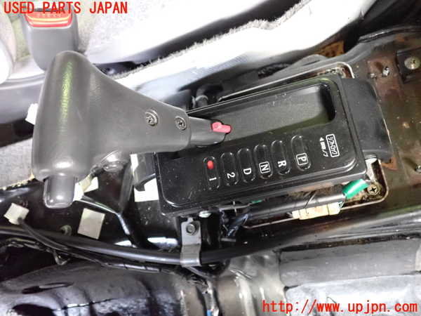 2UPJ-29877555]セドリック 4ドアハードトップ(UY32)ATシフトレバー 中古_m0002.jpg
