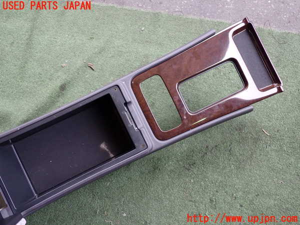 2UPJ-29877540]セドリック 4ドアハードトップ(UY32)センターコンソール 中古_m0002.jpg