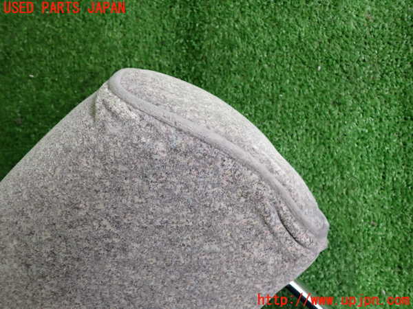 2UPJ-29877150]セドリック 4ドアハードトップ(UY32)右2列目ヘッドレスト 中古_m0003.jpg