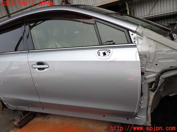 2UPJ-29881230]レヴォーグ(VMG)右前ドア (43R-00033) 中古_m0001.jpg