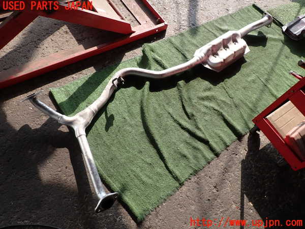 2UPJ-29882651]レヴォーグ(VMG)センターパイプ1 中古_m0001.jpg