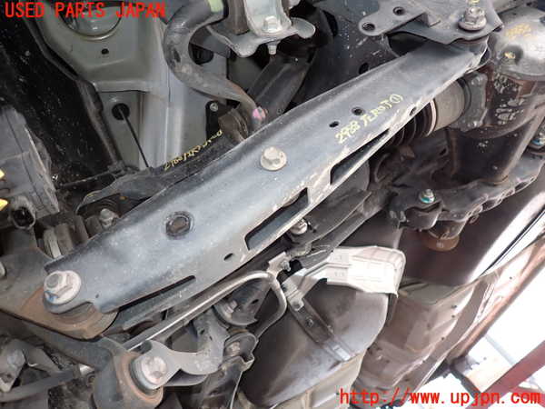 2UPJ-29885226]レヴォーグ(VMG)左リアロアアーム1 中古_m0001.jpg