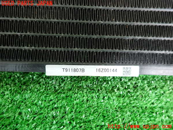 2UPJ-29886031]レヴォーグ(VMG)エアコンコンデンサー1 中古_m0002.jpg