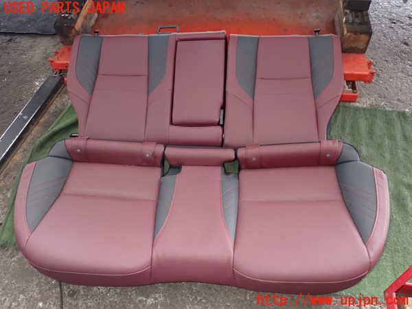 2UPJ-29887385]レヴォーグ(VMG)リアシート 中古_m0001.jpg