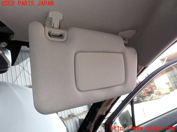 2UPJ-29887625]レヴォーグ(VMG)室内サンバイザー右側 中古_m0002.jpg
