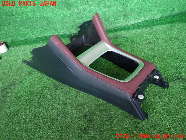 2UPJ-29887549]レヴォーグ(VMG)コンソール 中古_m0002.jpg