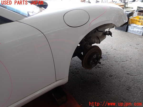 2UPJ-29891080]ポルシェ・ケイマン(98720)右前フェンダー 中古 (987c型)_m0003.jpg