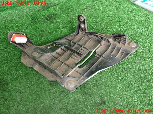 2UPJ-29891140]ポルシェ・ケイマン(98720)右ヘッドライトリム 中古 (987c型)_m0001.jpg