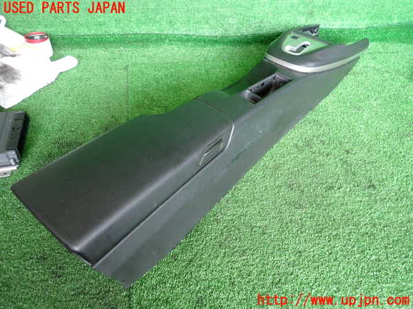 2UPJ-29897540]ポルシェ・ケイマン(98720)センターコンソール 中古 (987c型)_m0001.jpg
